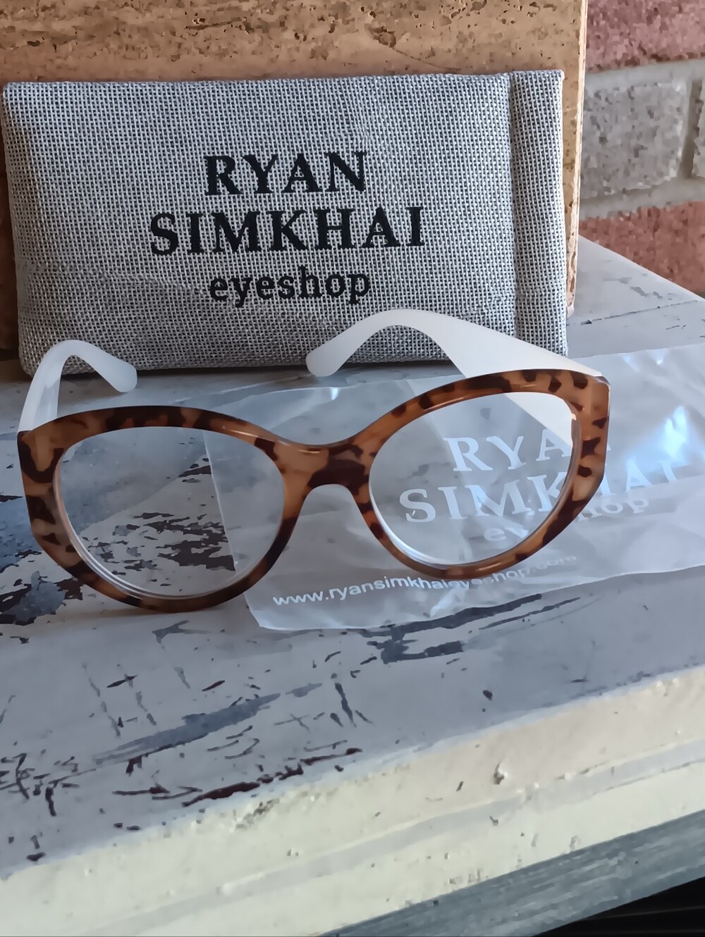 Ryan Simkhai eyewear Camila Tortoise Ivory Cat-Eyeglasses strength 1.50